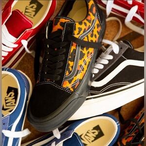 Vans Limited Edition Leapord Old Skool Music Collection Shoes.